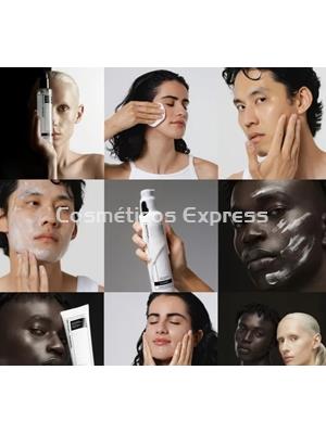 Germaine de Capuccini Pack 365 Exfoliante y Tónico Hidratante The Cleasing Expert - Imagen 2