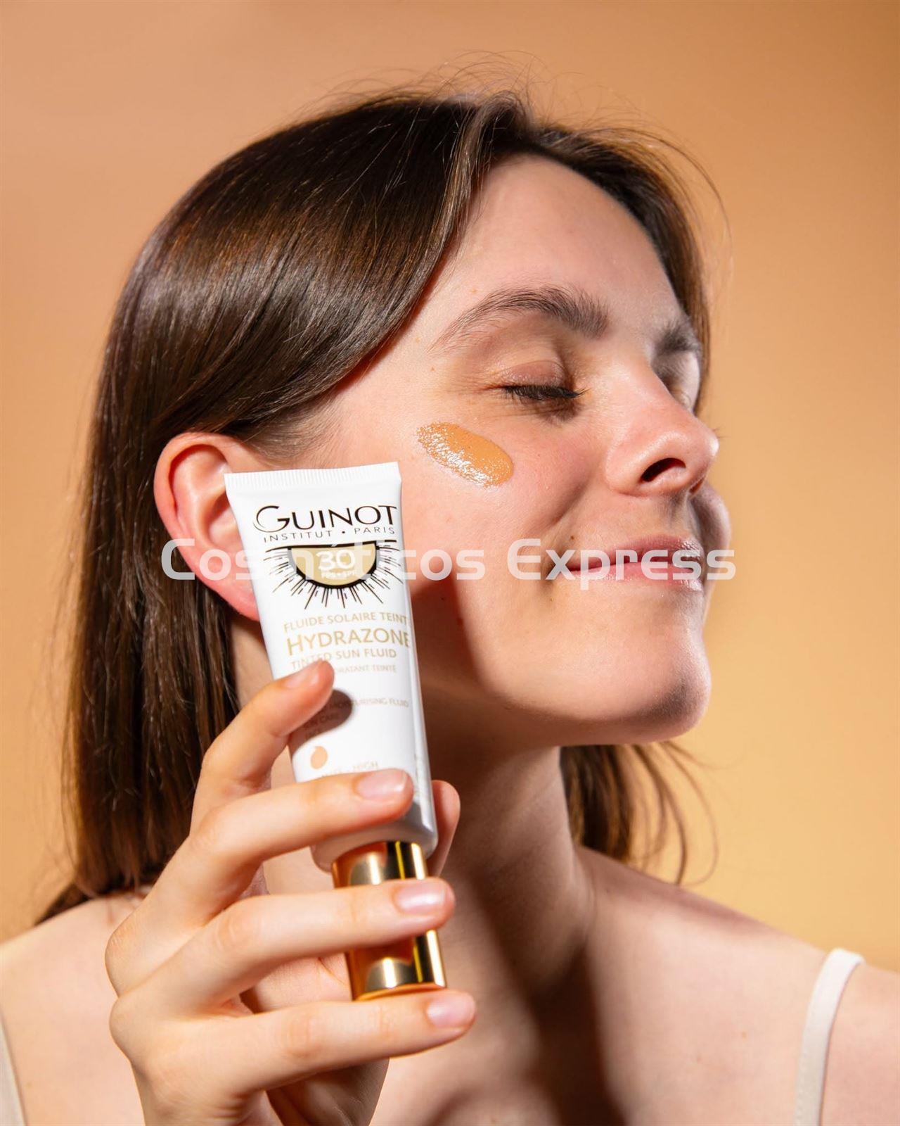Guinot  Fluide Solaire Teinté SPF 30 Hydrazone Fluido Solar - Imagen 2