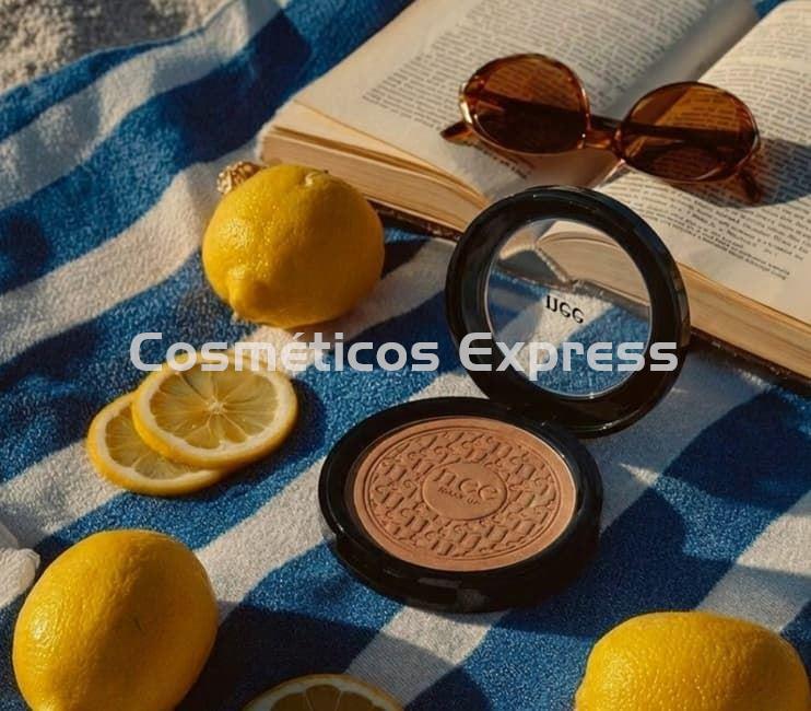 Nee Make Up Milano Protective Compact Powder SPF 15 nº 52 Glow - Imagen 2